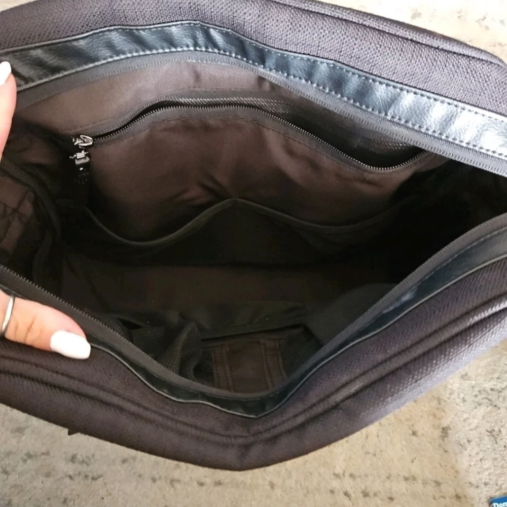 Nuna Unisex Black Diaper Bag/Backpack